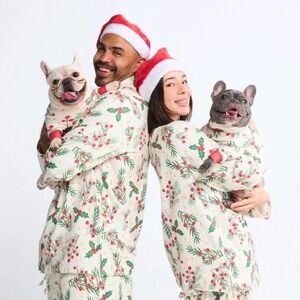 SPARKPAWS Festive Mistletoe/Holly Pajama Set with Red and Green Accents
